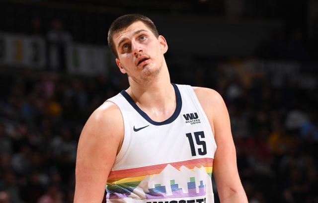 库里的持球 库里的持球