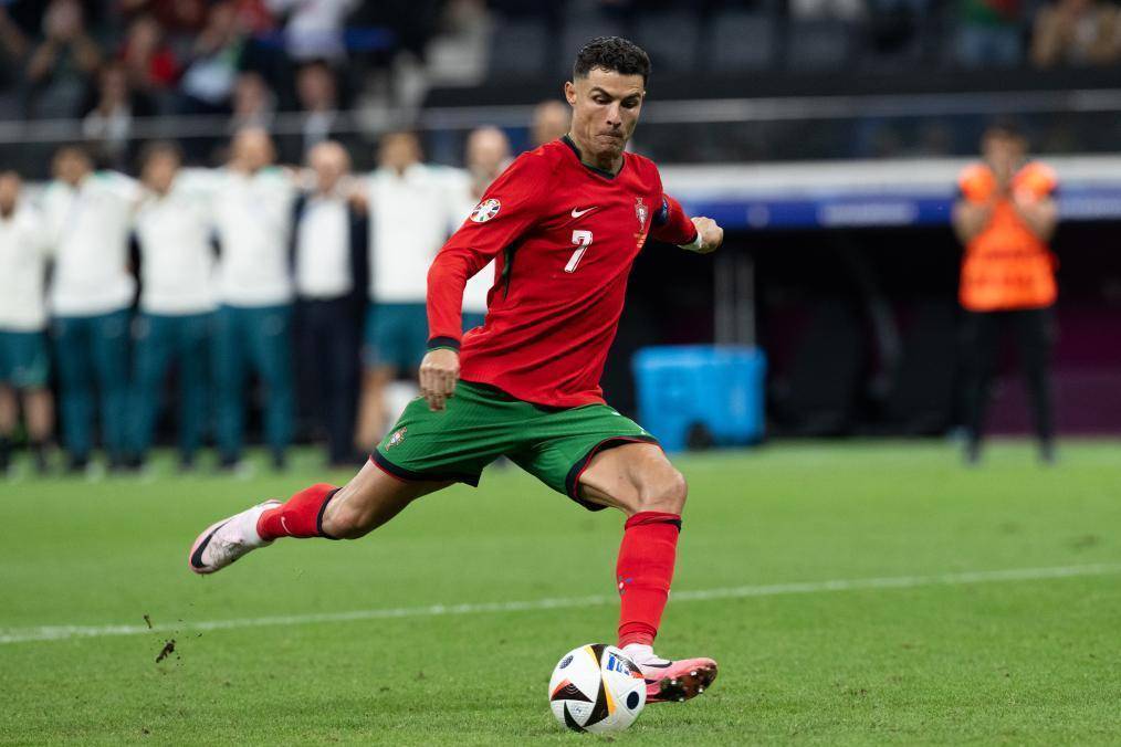 优异表现 优异表现