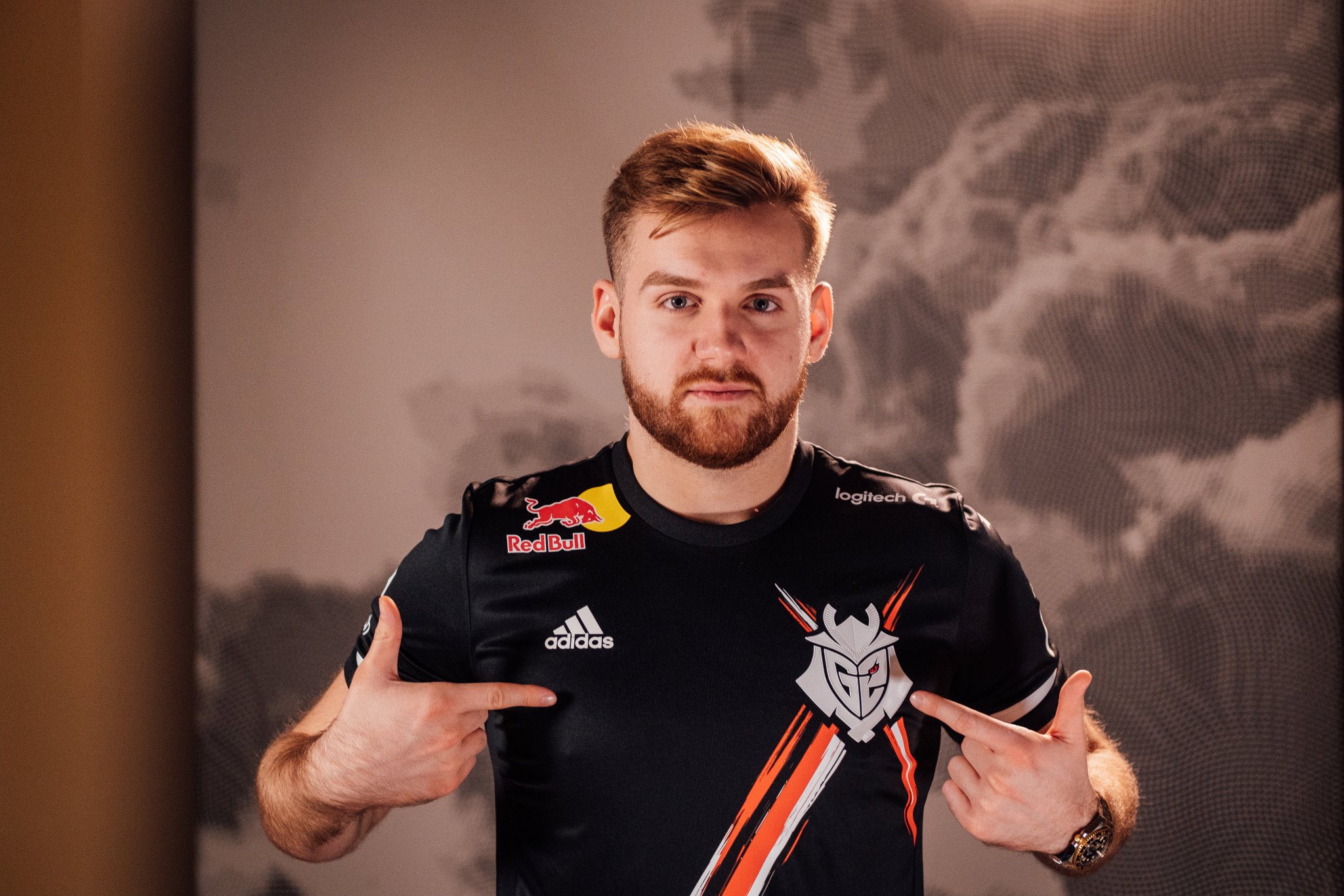 像不像速球 像不像速球